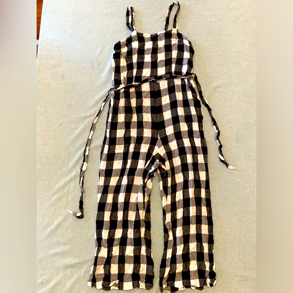 Loft Romper, black white checkered, size Large, measurements in Photos